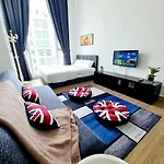 Bright 7 Guests Scott Garden Duplex 1 Room Old Klang Road, Taman Desa, Kuchai Lama, Bangsar South, Pearl Point, Mid Valley, Kuala Lumpur