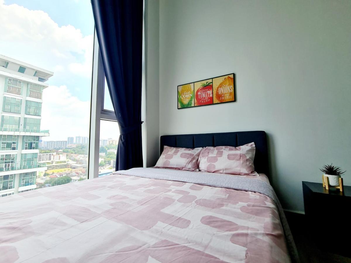 Bright 7 Guests Scott Garden Duplex 1 Old Klang Road, Taman Desa, Kuchai Lama, Bangsar South, Pearl Point, Mid Valley, Pangsapuri Kuala Lumpur